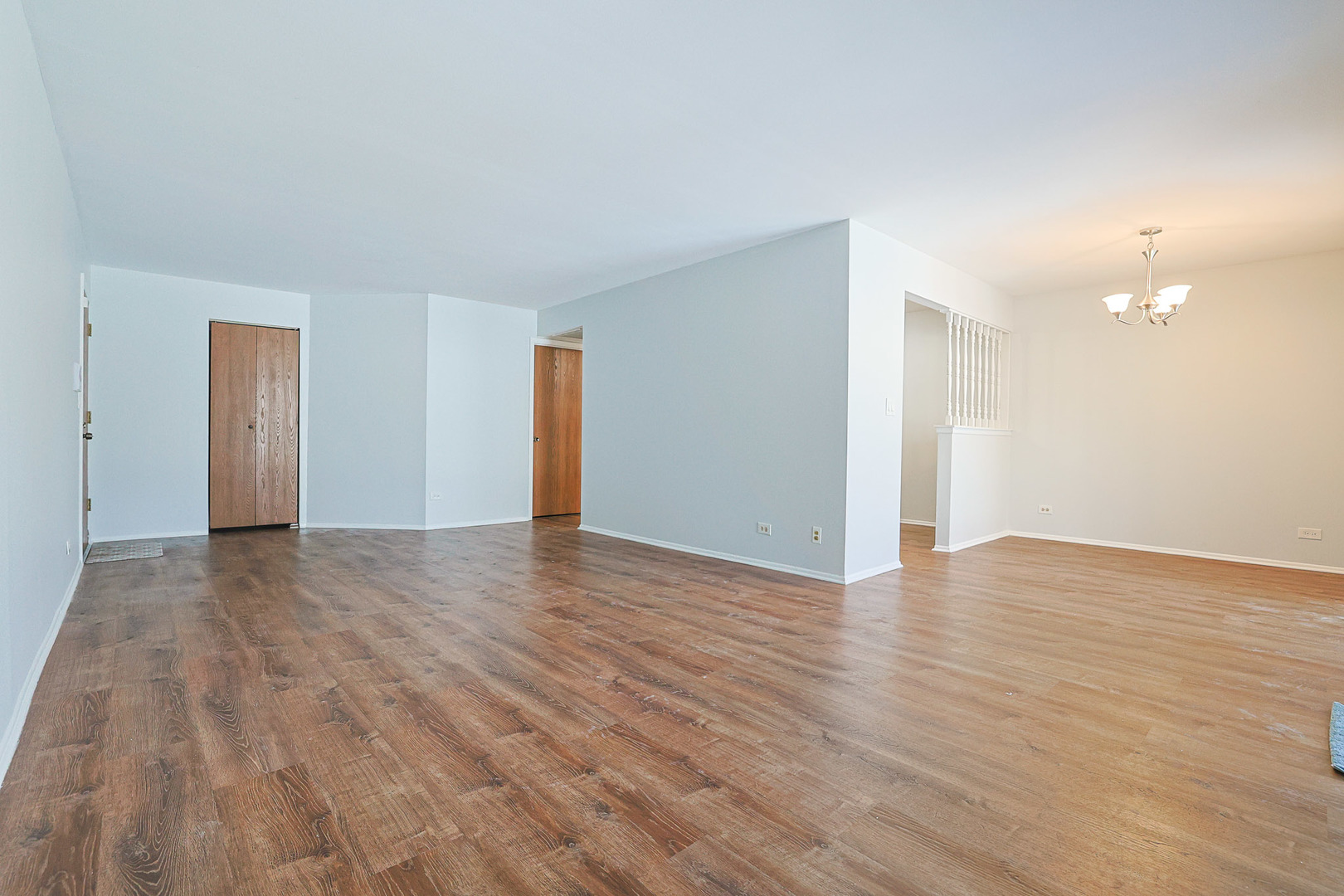 600 Stone Circle Court #W1, Schaumburg, IL 60194