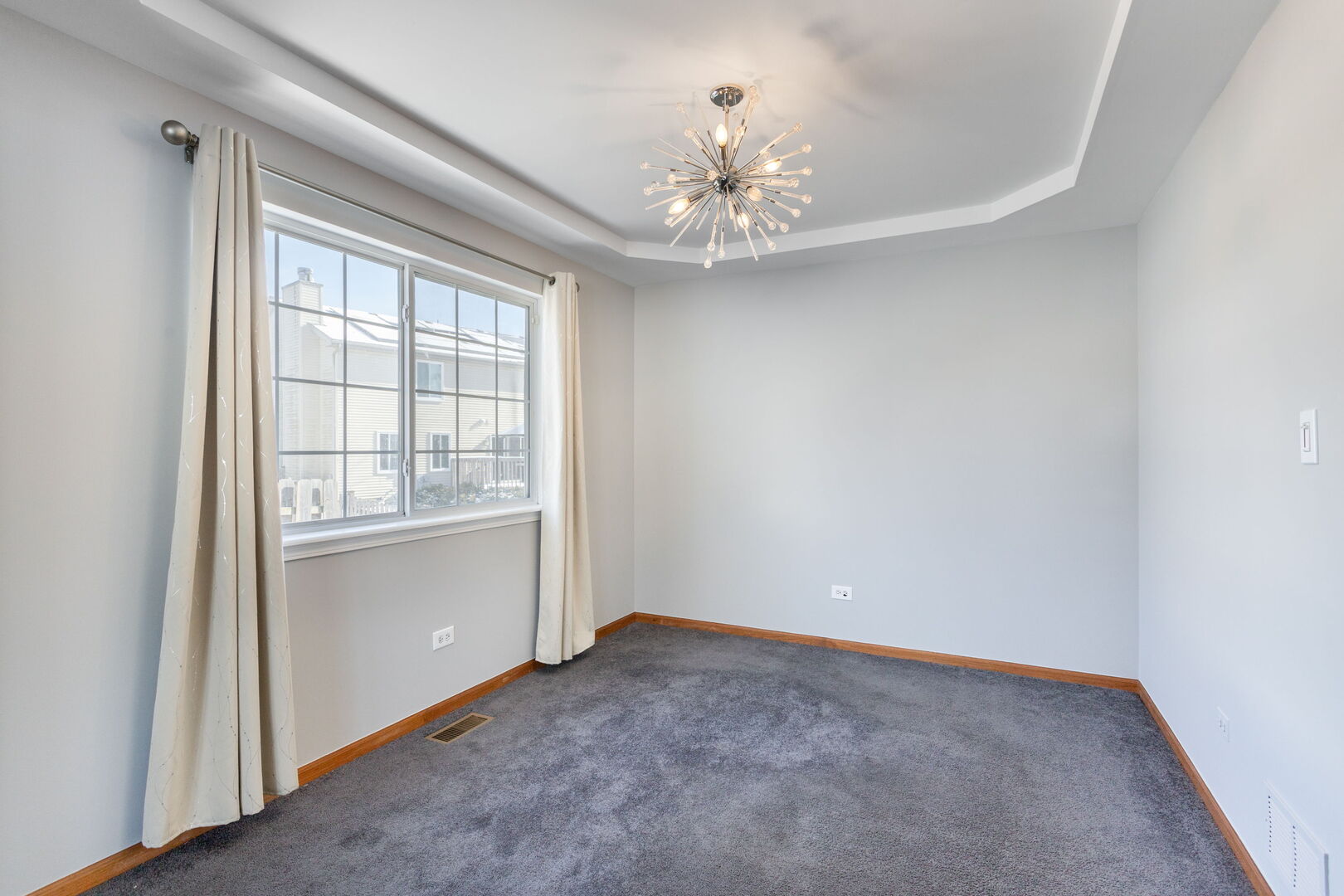 923 Ontario Drive, Romeoville, IL 60446