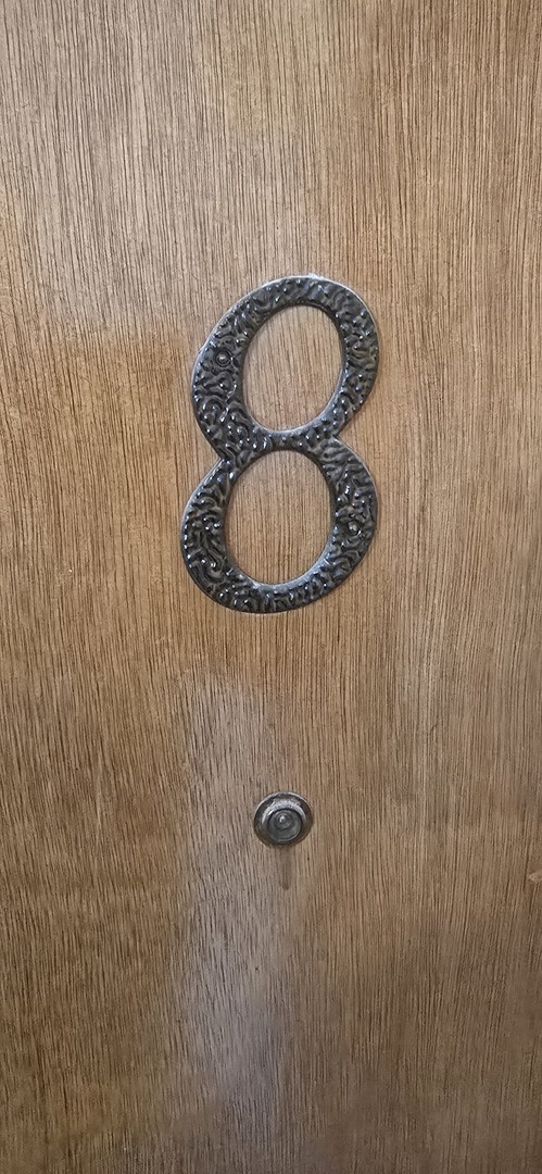 318 W Naperville Road #8, Westmont, IL 60559