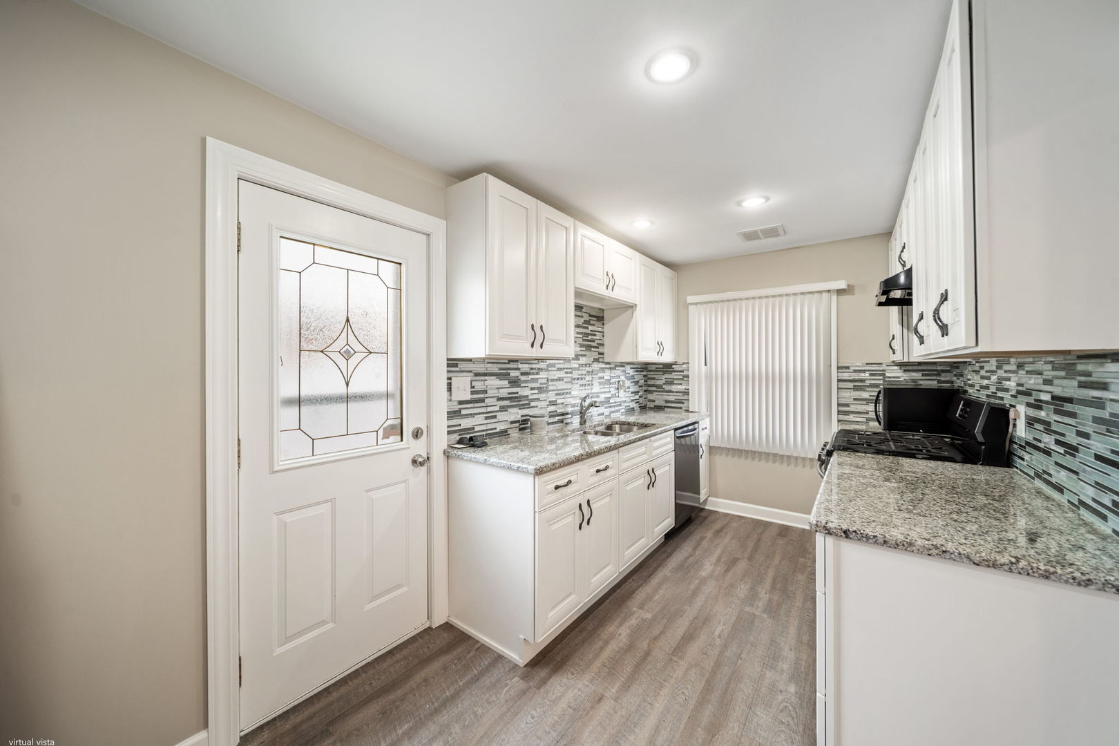 7949 Newland Avenue, Burbank, IL 60459