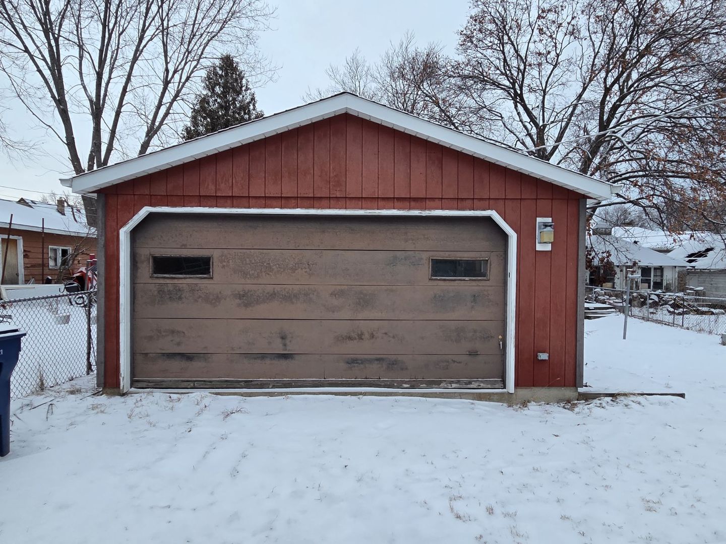 2108 Lloyd Avenue, Waukegan, IL 60085