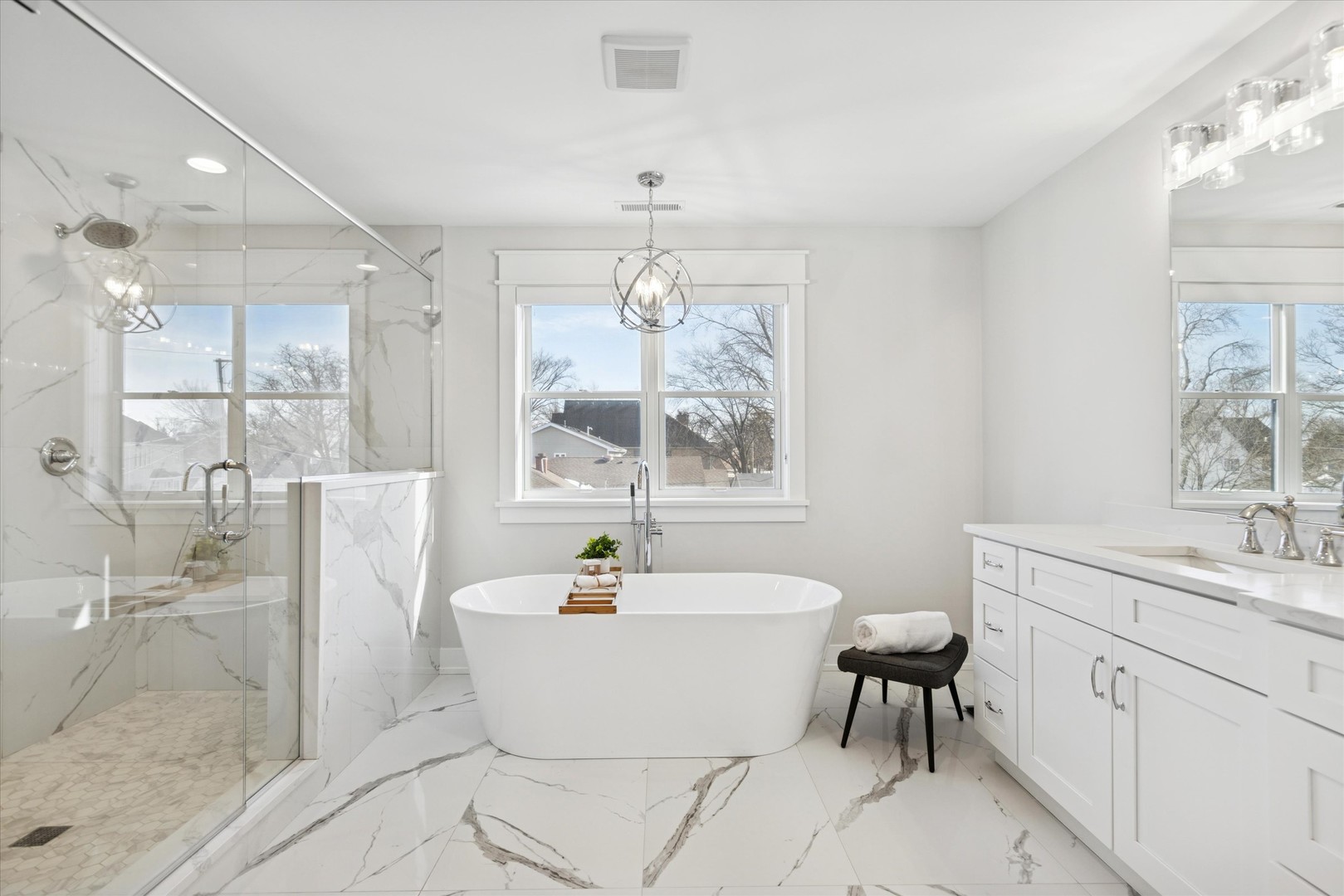 432 N Ridgeland Avenue, Elmhurst, IL 60126