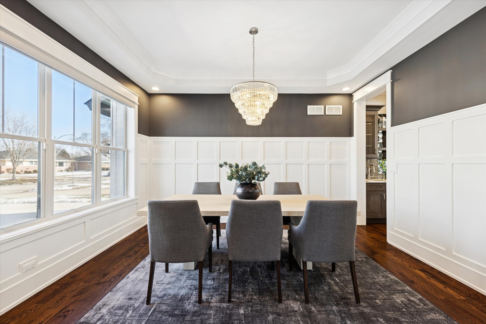 432 N Ridgeland Avenue, Elmhurst, IL 60126