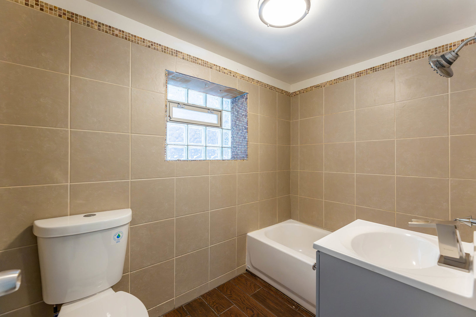 7427 S Perry Avenue, Chicago, IL 60621