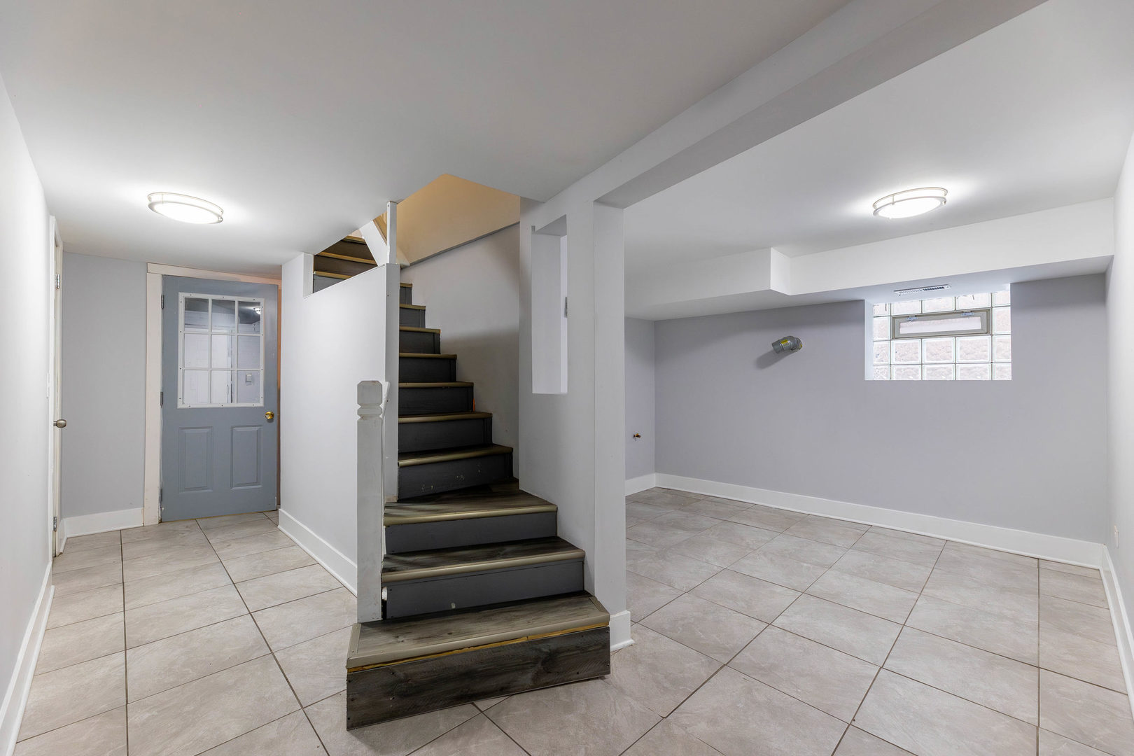 7427 S Perry Avenue, Chicago, IL 60621