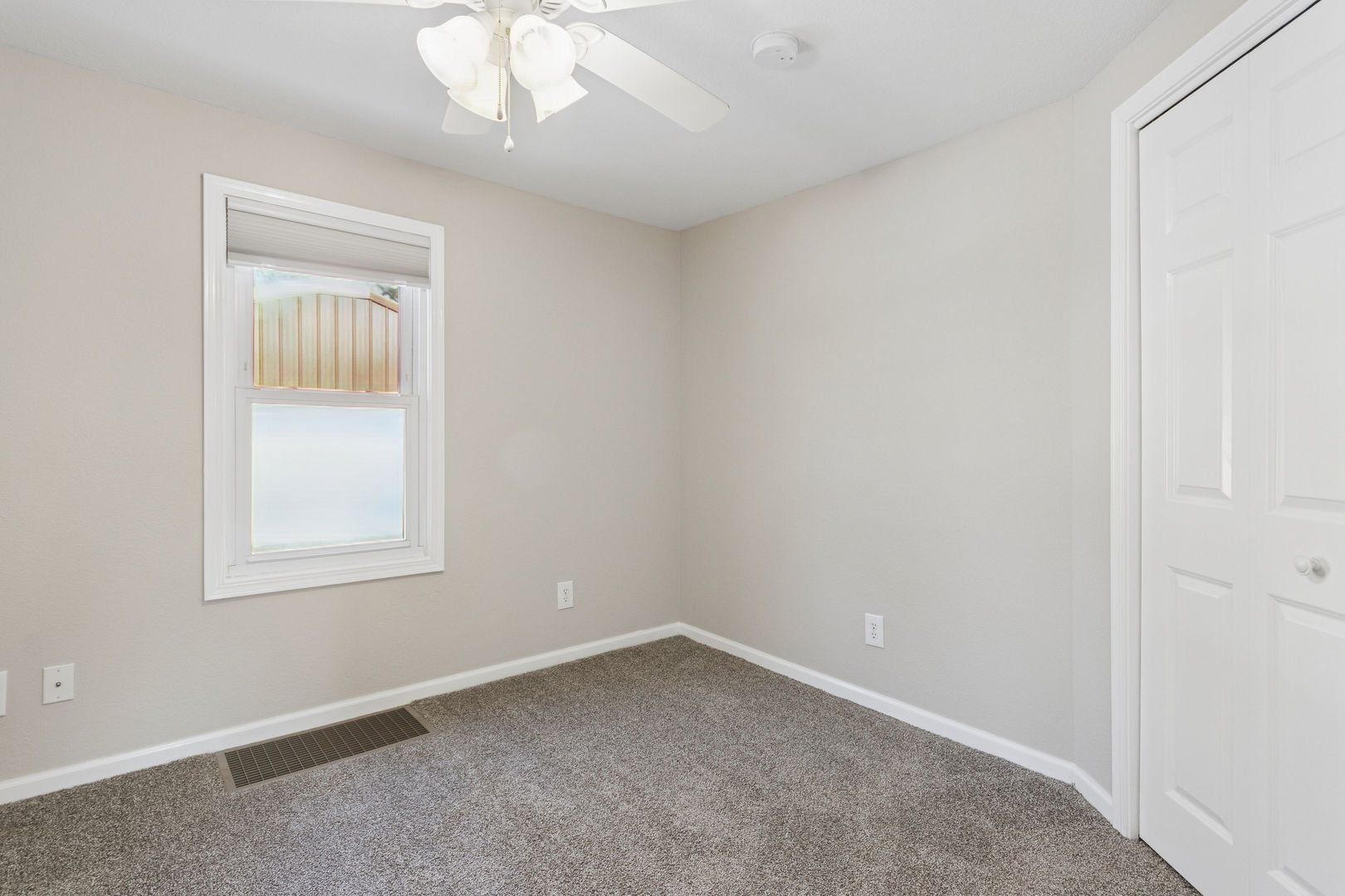 147 Caroline Street, East Peoria, IL 61611