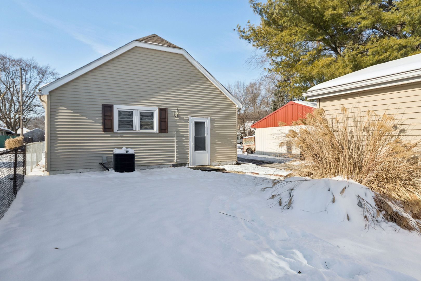 147 Caroline Street, East Peoria, IL 61611