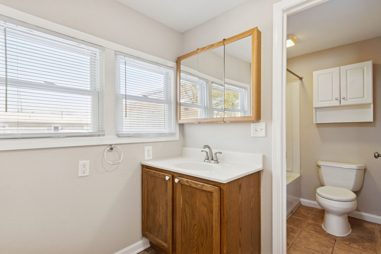 147 Caroline Street, East Peoria, IL 61611