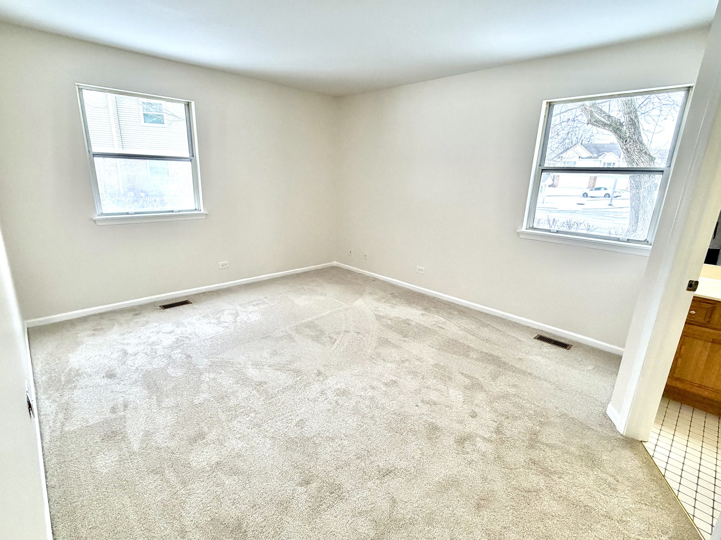 2400 Mallow Court #Z1, Schaumburg, IL 60194