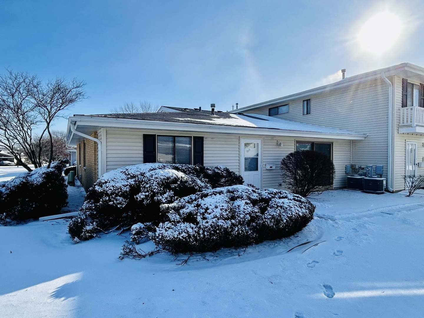 1336 Wakeby Lane #1336, Schaumburg, IL 60193