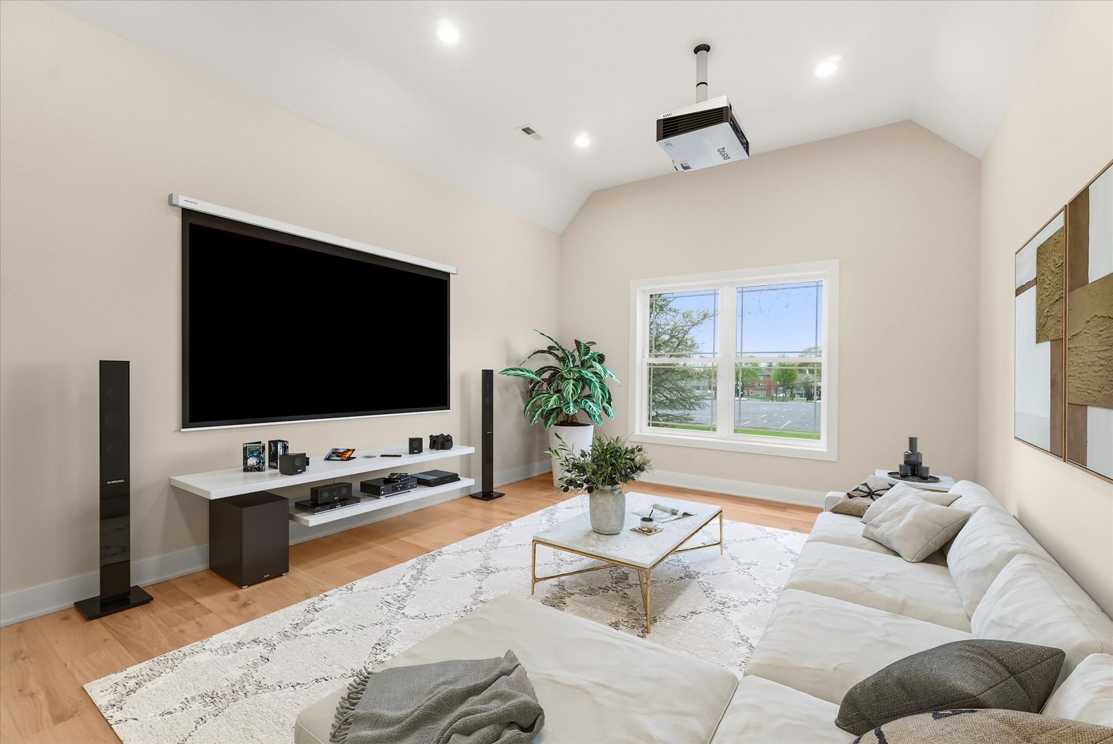 520 N Sleight Street, Naperville, IL 60563