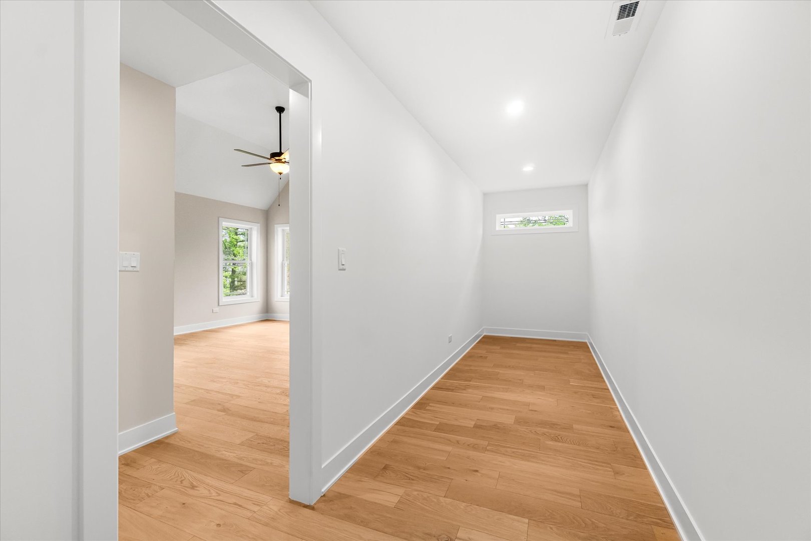 520 N Sleight Street, Naperville, IL 60563