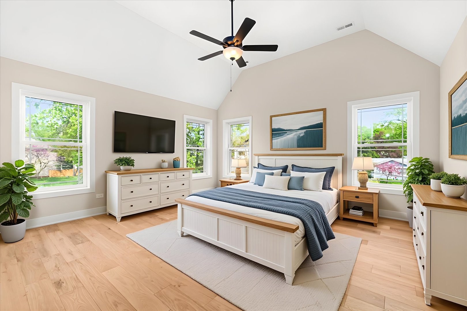 520 N Sleight Street, Naperville, IL 60563