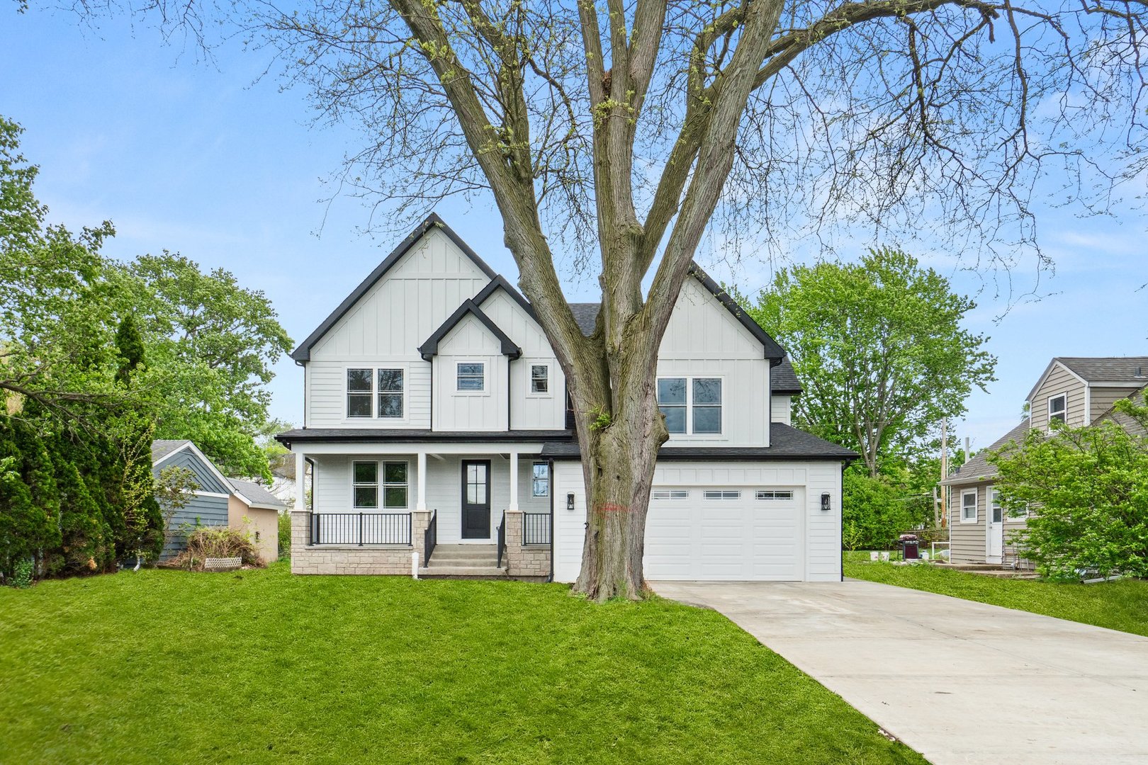 520 N Sleight Street, Naperville, IL 60563