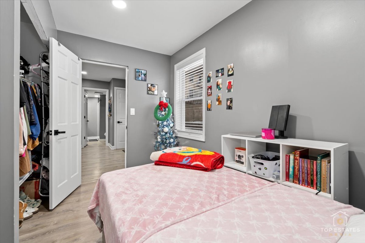 268 N Gifford Street, Elgin, IL 60120