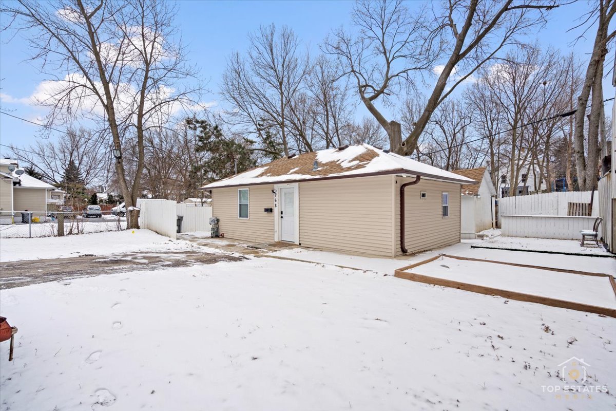 268 N Gifford Street, Elgin, IL 60120
