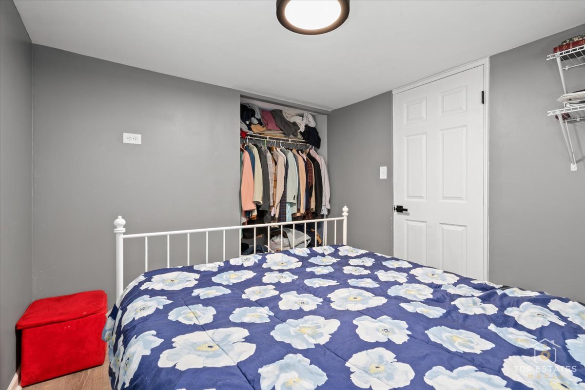 268 N Gifford Street, Elgin, IL 60120