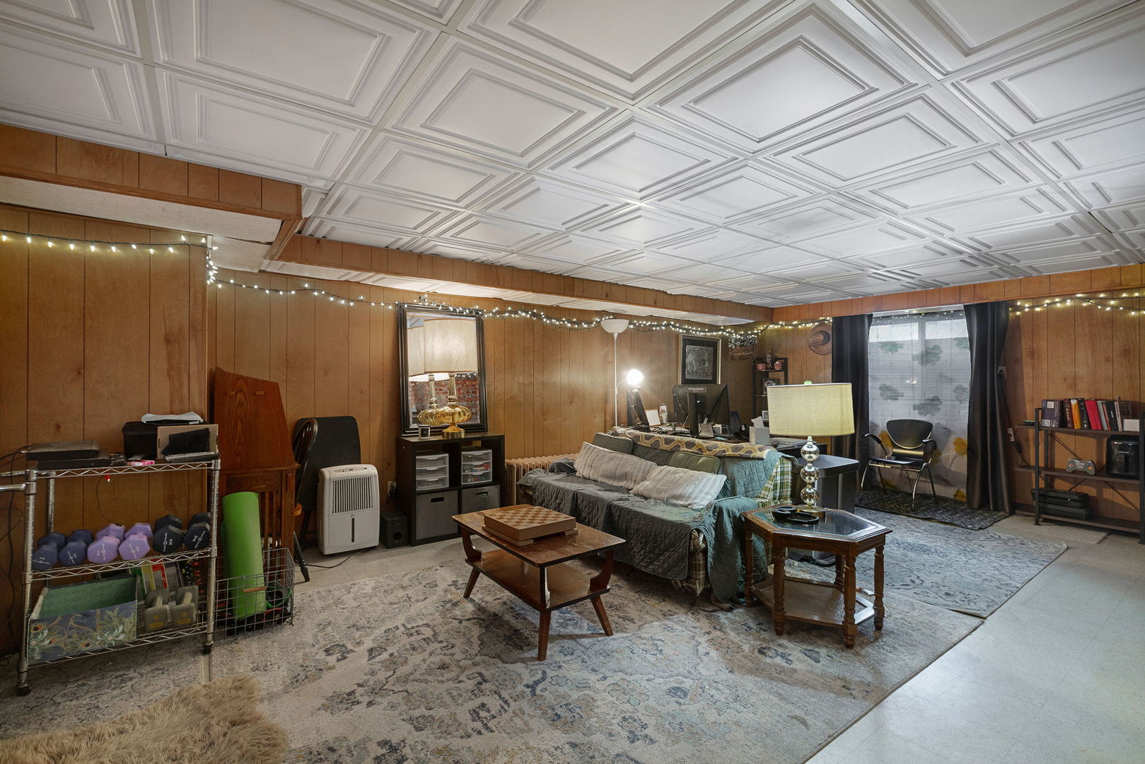 121 Pomeroy Avenue, Crystal Lake, IL 60014