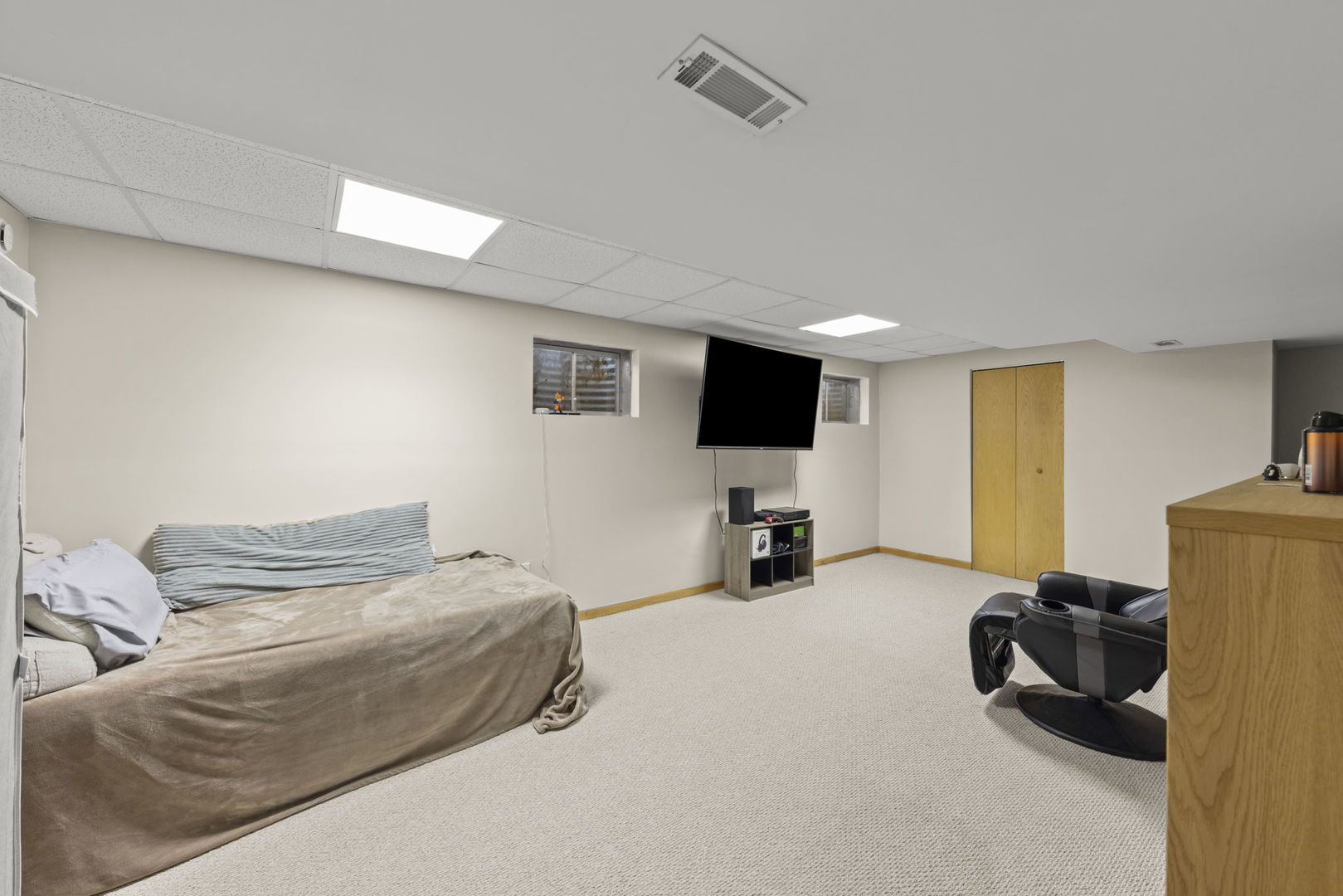 24600 KAYLEE Street, Shorewood, IL 60404