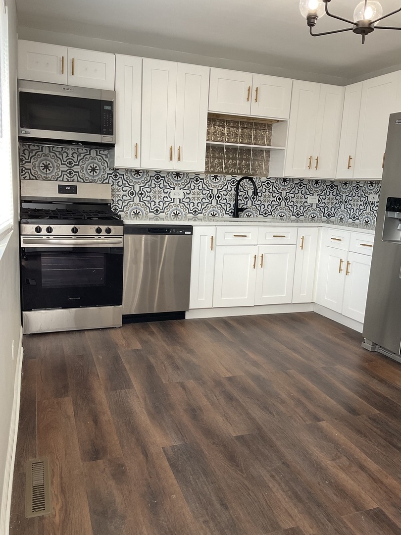 2159 171st Street, Hazel Crest, IL 60429