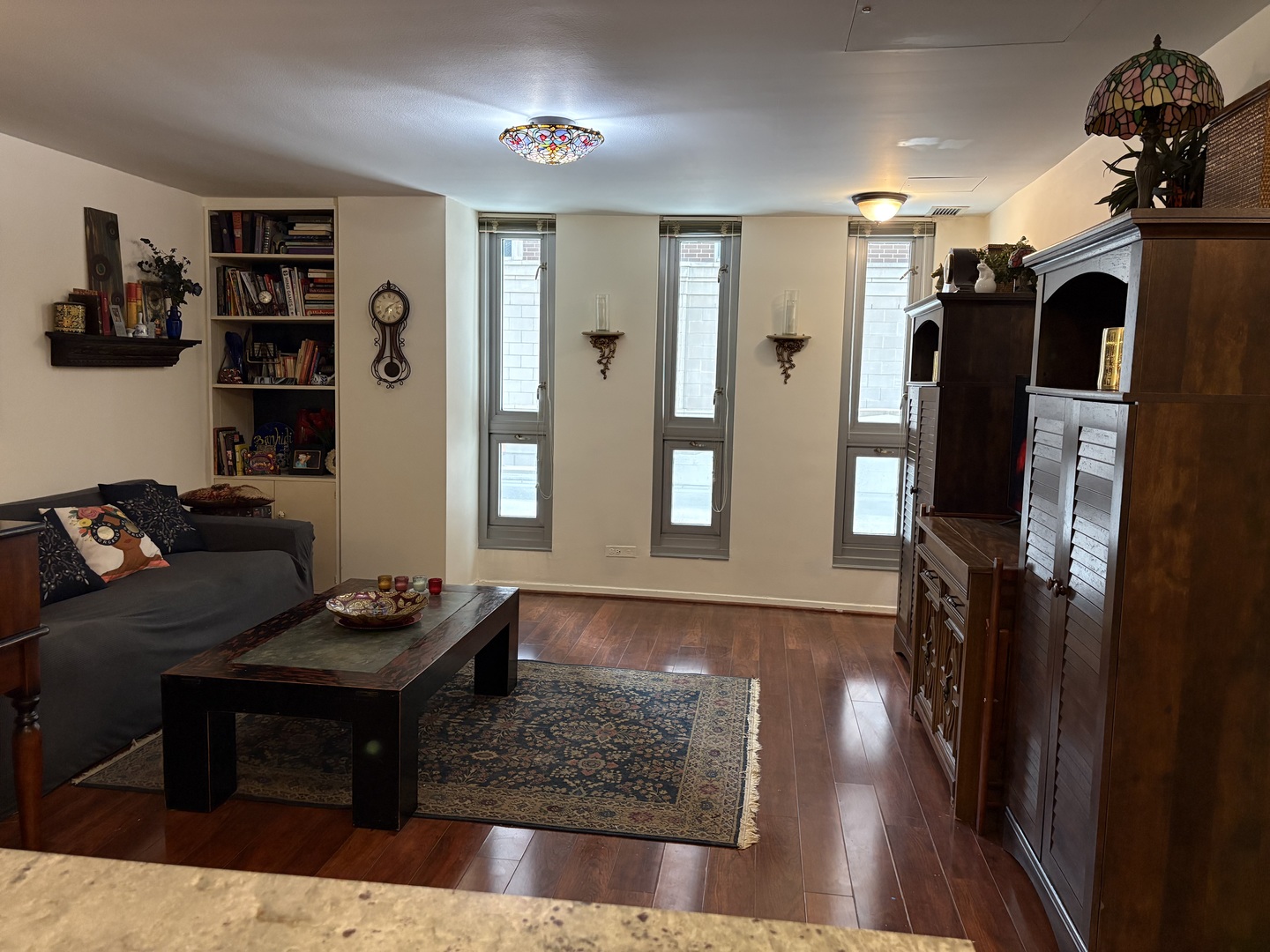 21 W Goethe Street #2A, Chicago, IL 60610