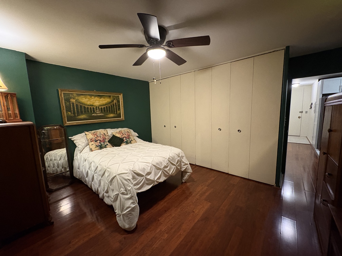 21 W Goethe Street #2A, Chicago, IL 60610