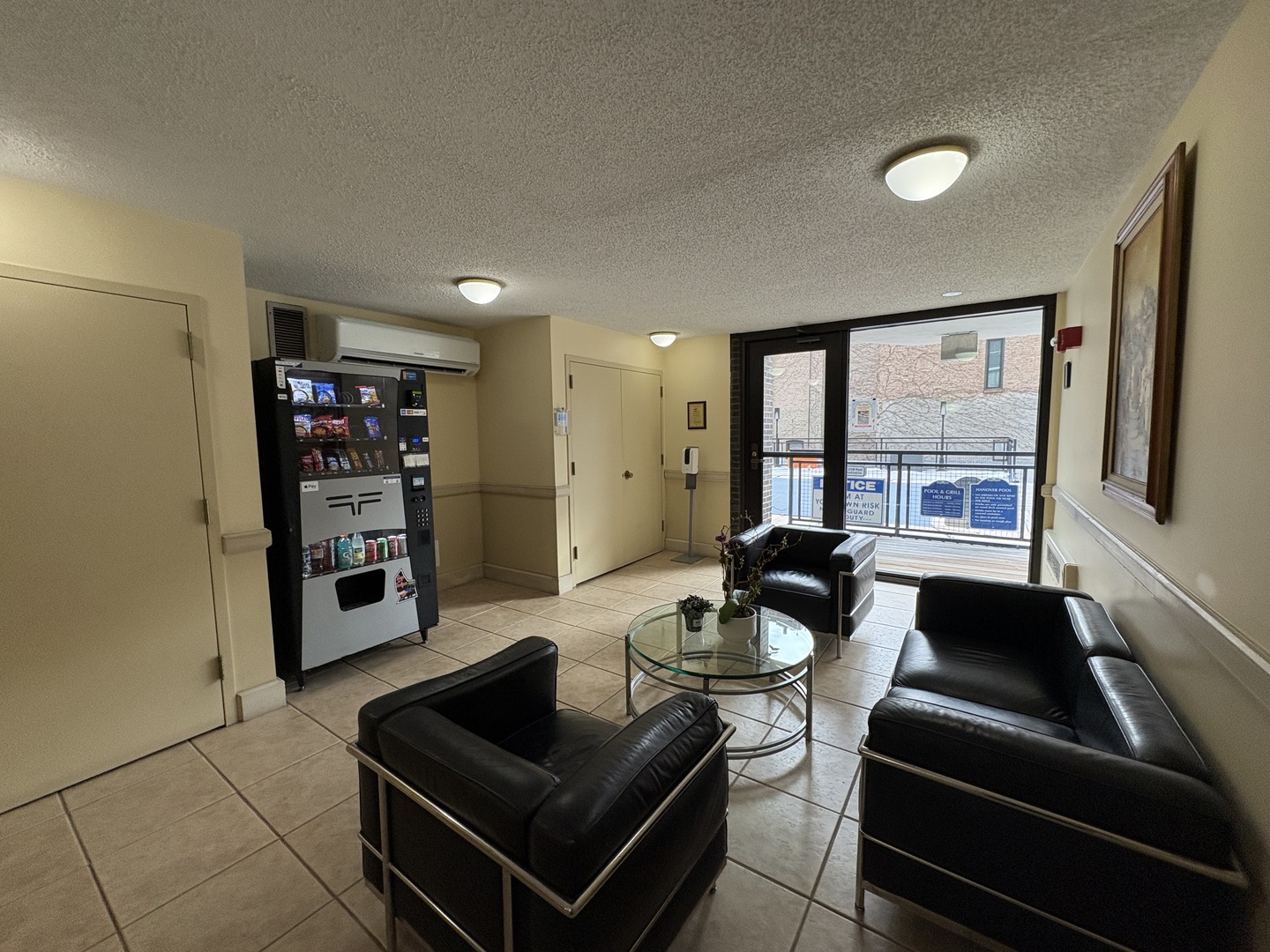 21 W Goethe Street #2A, Chicago, IL 60610