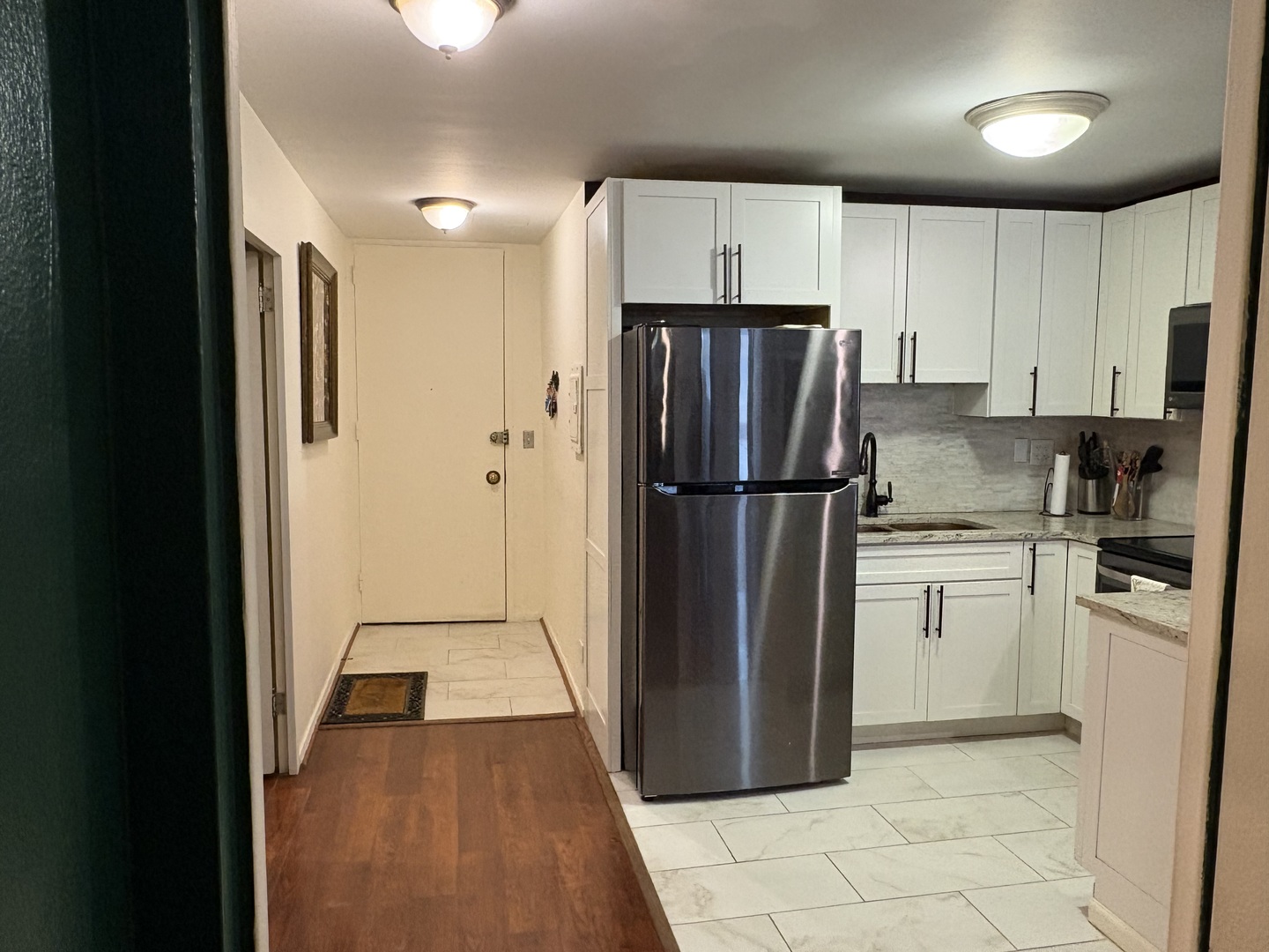 21 W Goethe Street #2A, Chicago, IL 60610