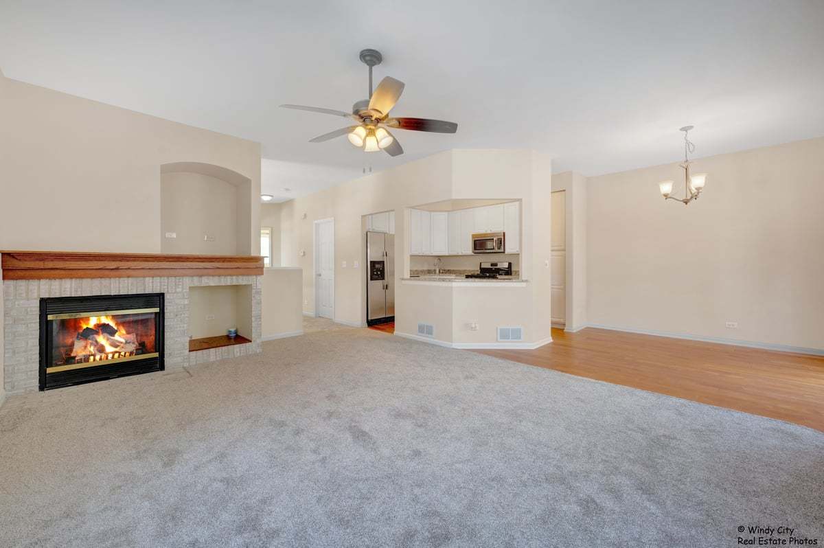 1126 Chadwick Drive, Grayslake, IL 60030