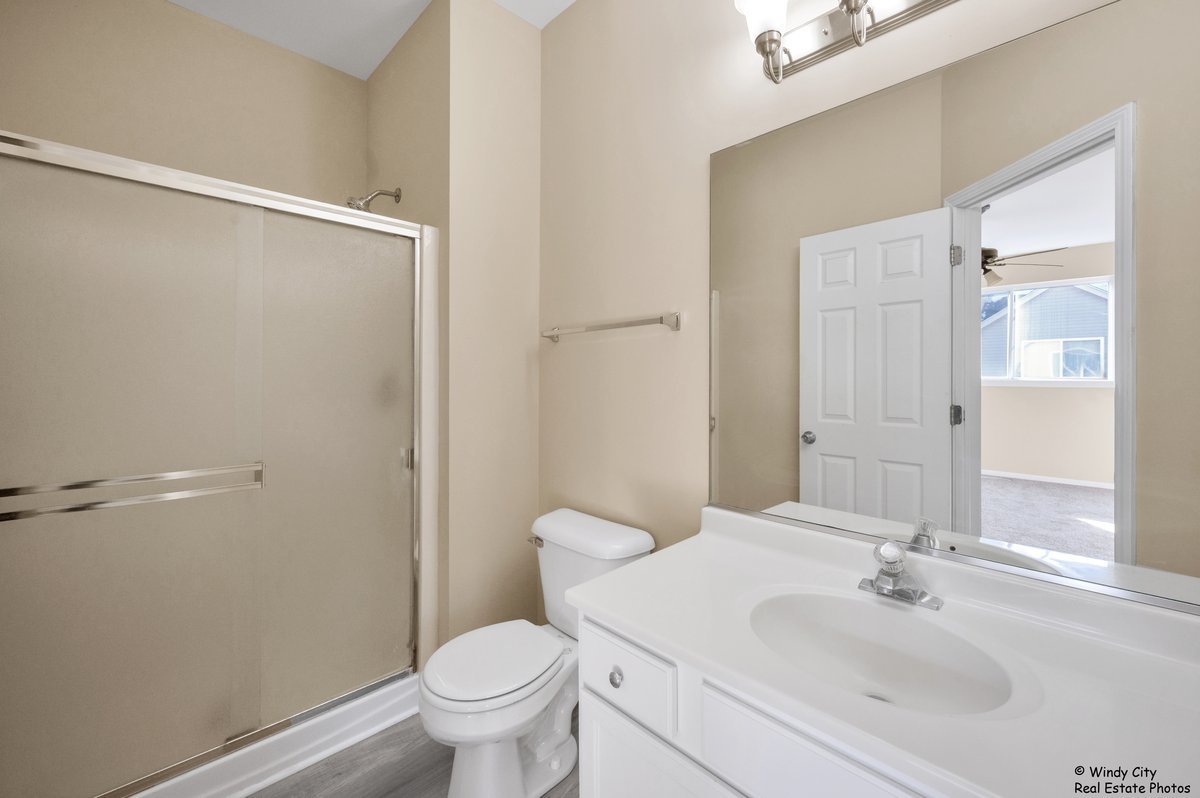 1126 Chadwick Drive, Grayslake, IL 60030