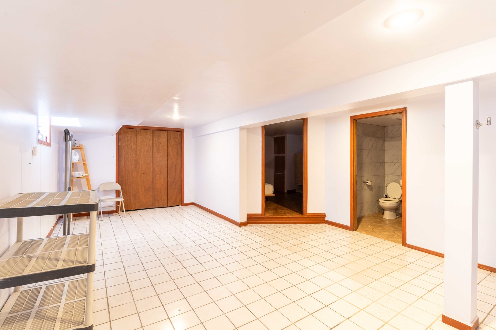 5758 W 64th Place, Chicago, IL 60638