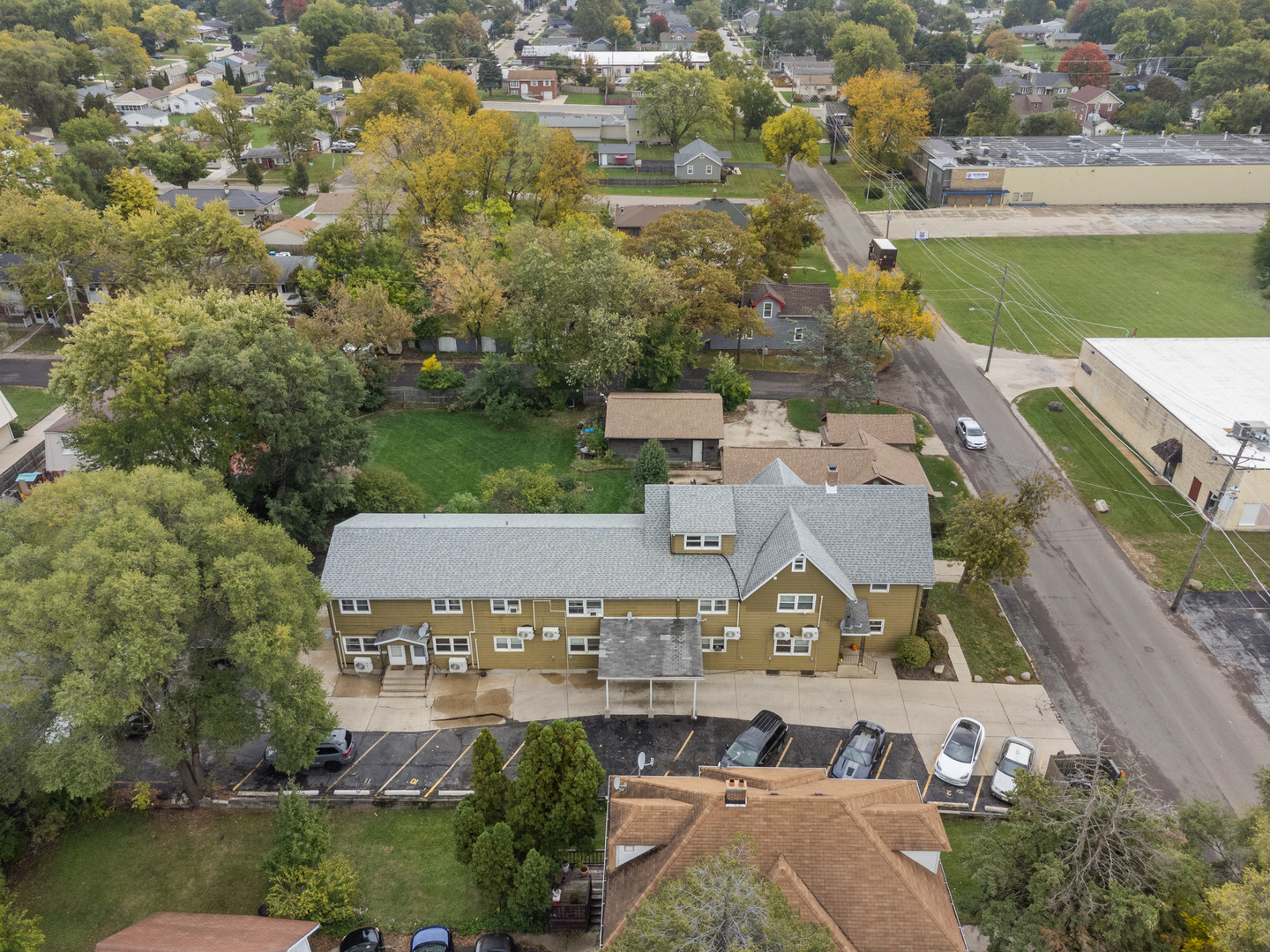 304 Hankes Avenue, Aurora, IL 60505