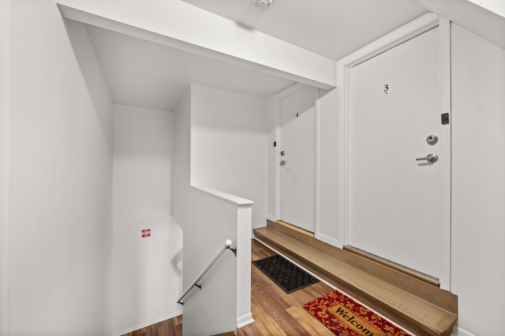 304 Hankes Avenue, Aurora, IL 60505