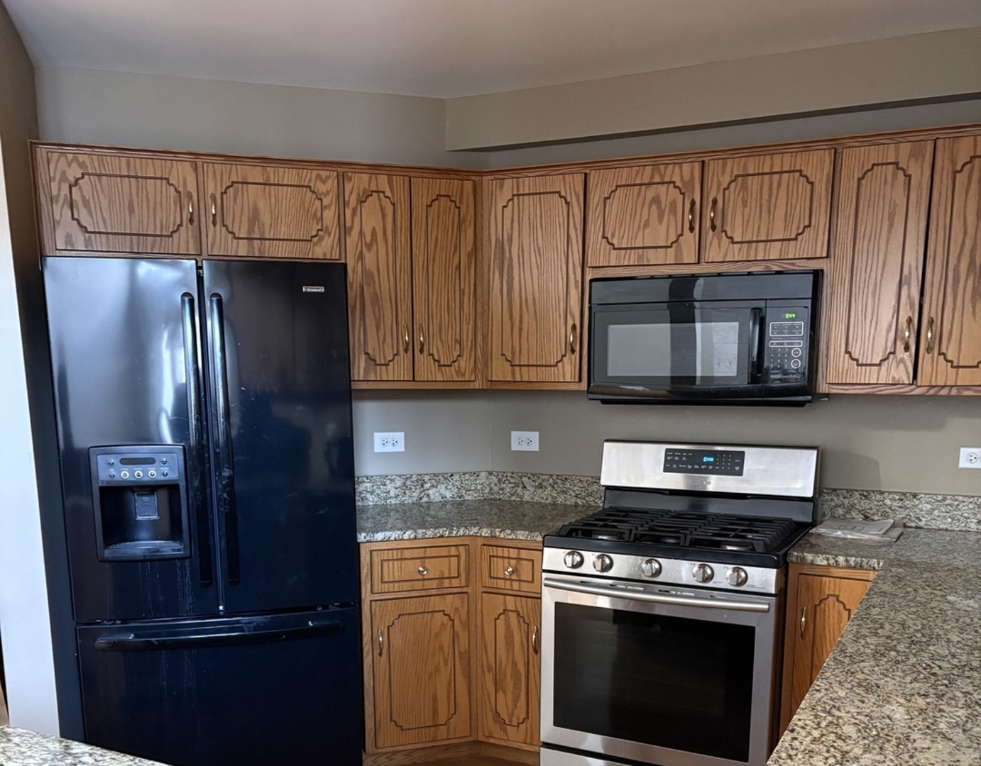 5536 Foxwoods Drive, Oak Lawn, IL 60453