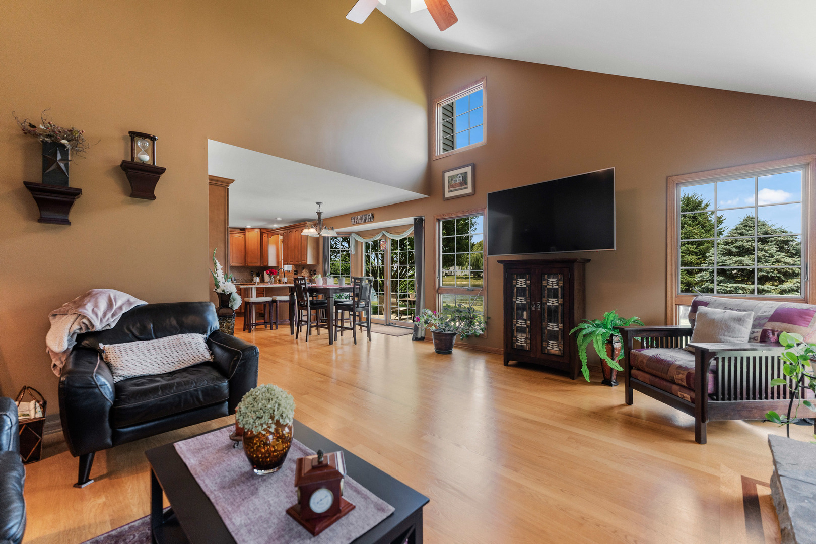 311 Alden Drive, Sycamore, IL 60178