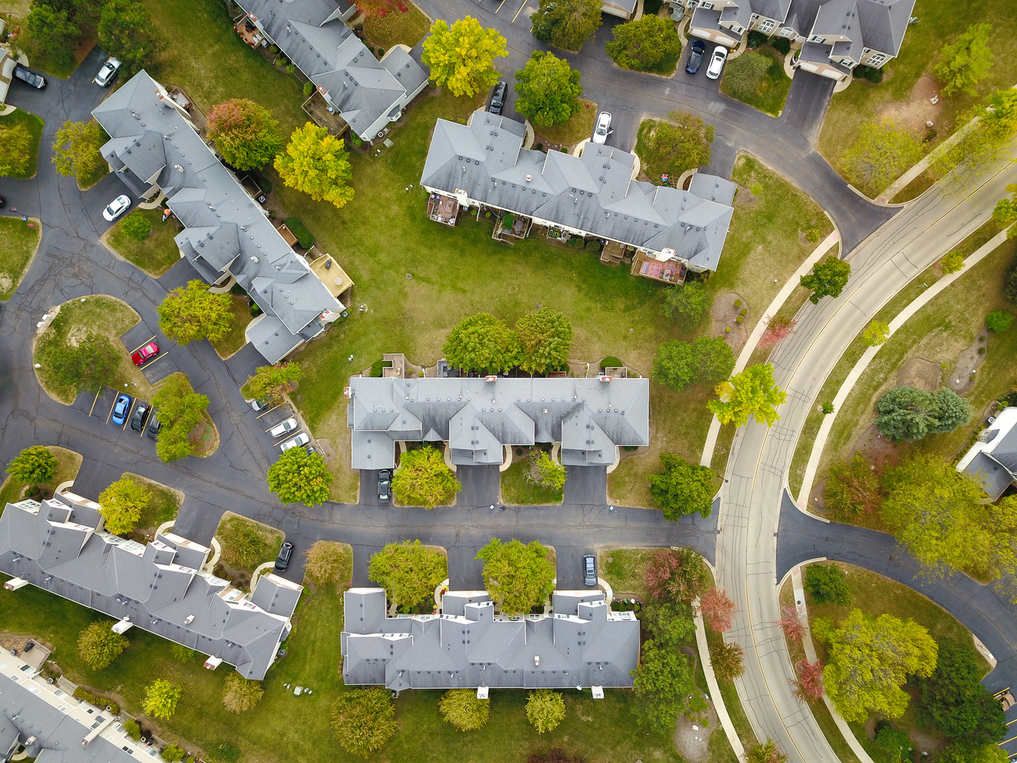 6771 E Wellsley Court, Gurnee, IL 60031