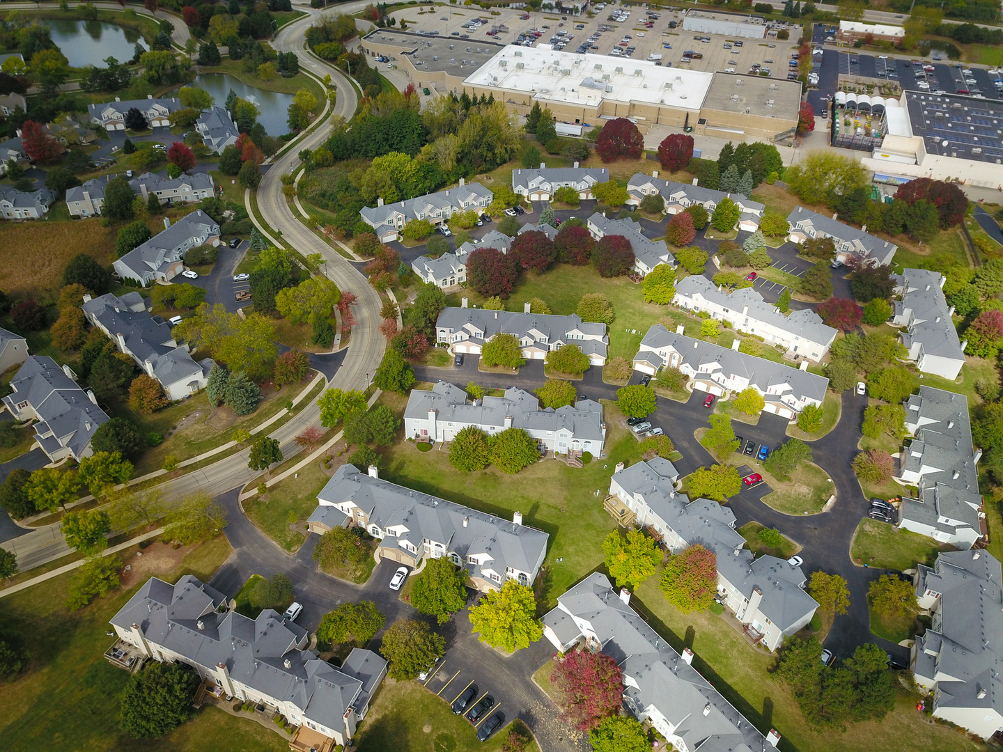 6771 E Wellsley Court, Gurnee, IL 60031