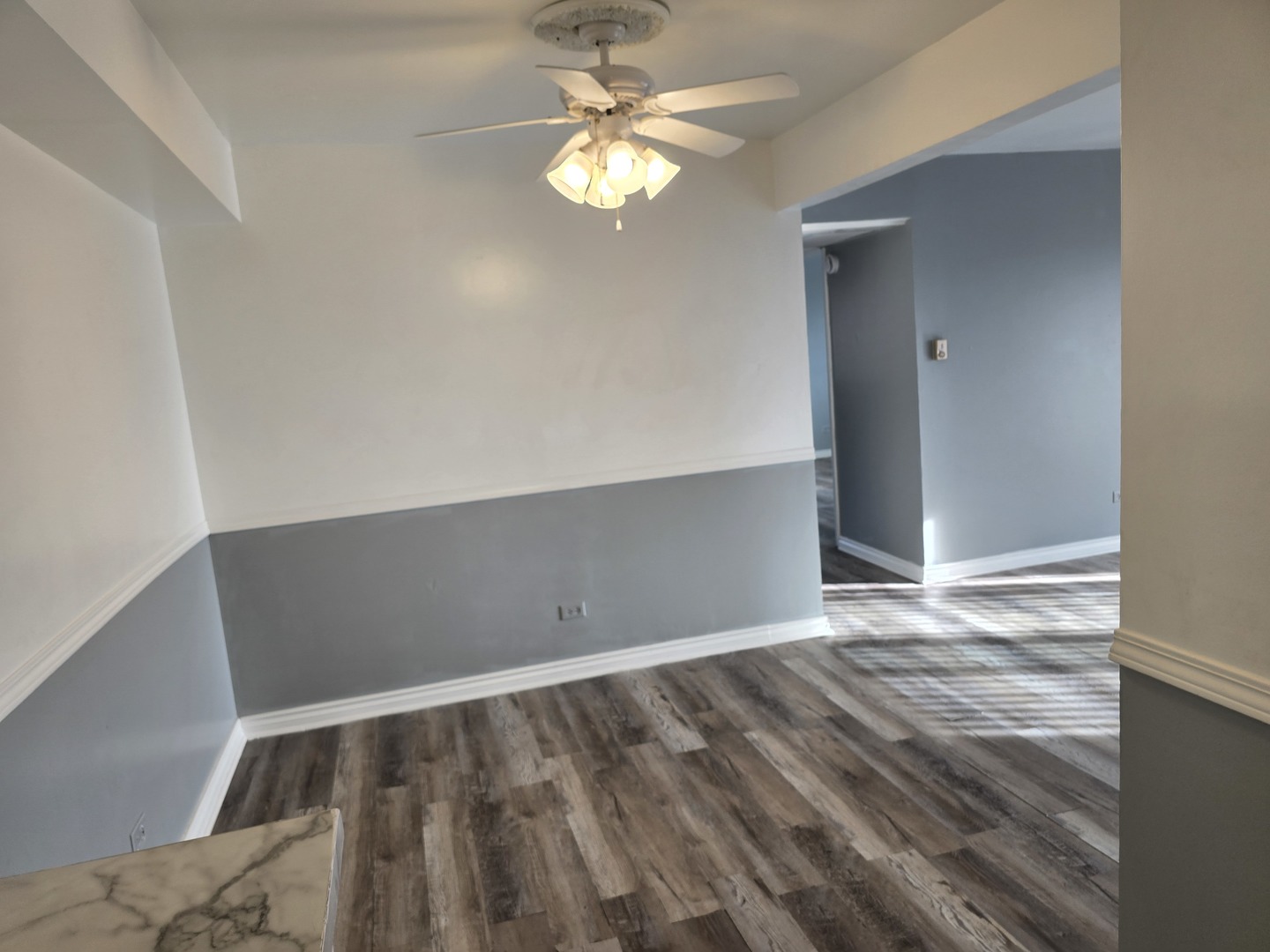 17701 PARK Boulevard #304, Lansing, IL 60438