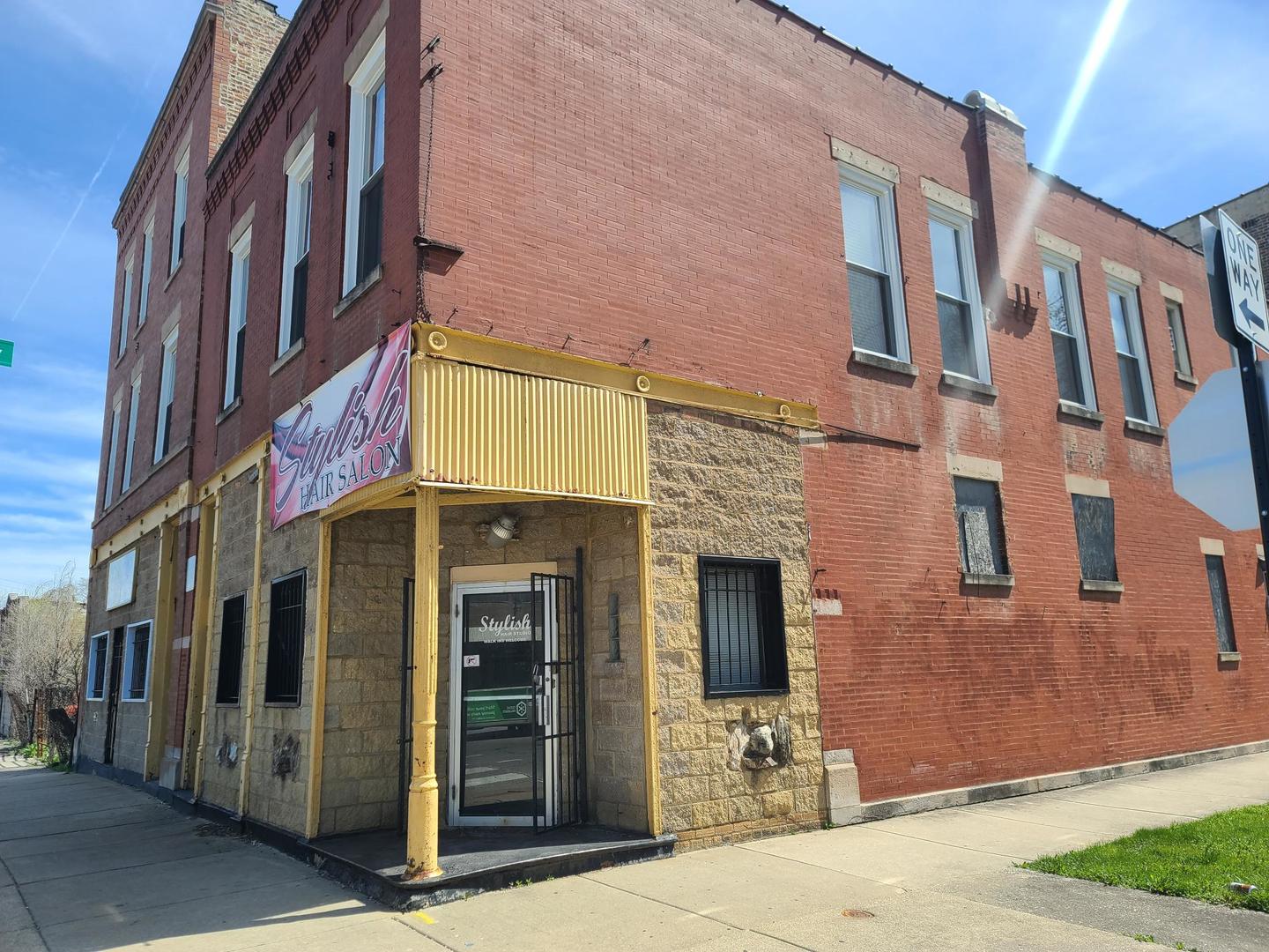 935 E 75th Street, Chicago, IL 60619