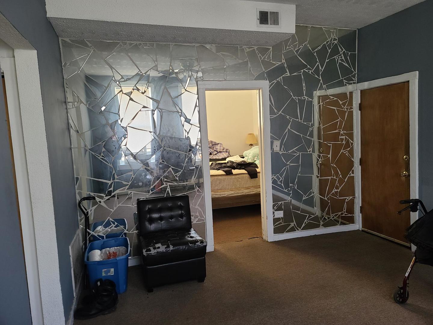 935 E 75th Street, Chicago, IL 60619