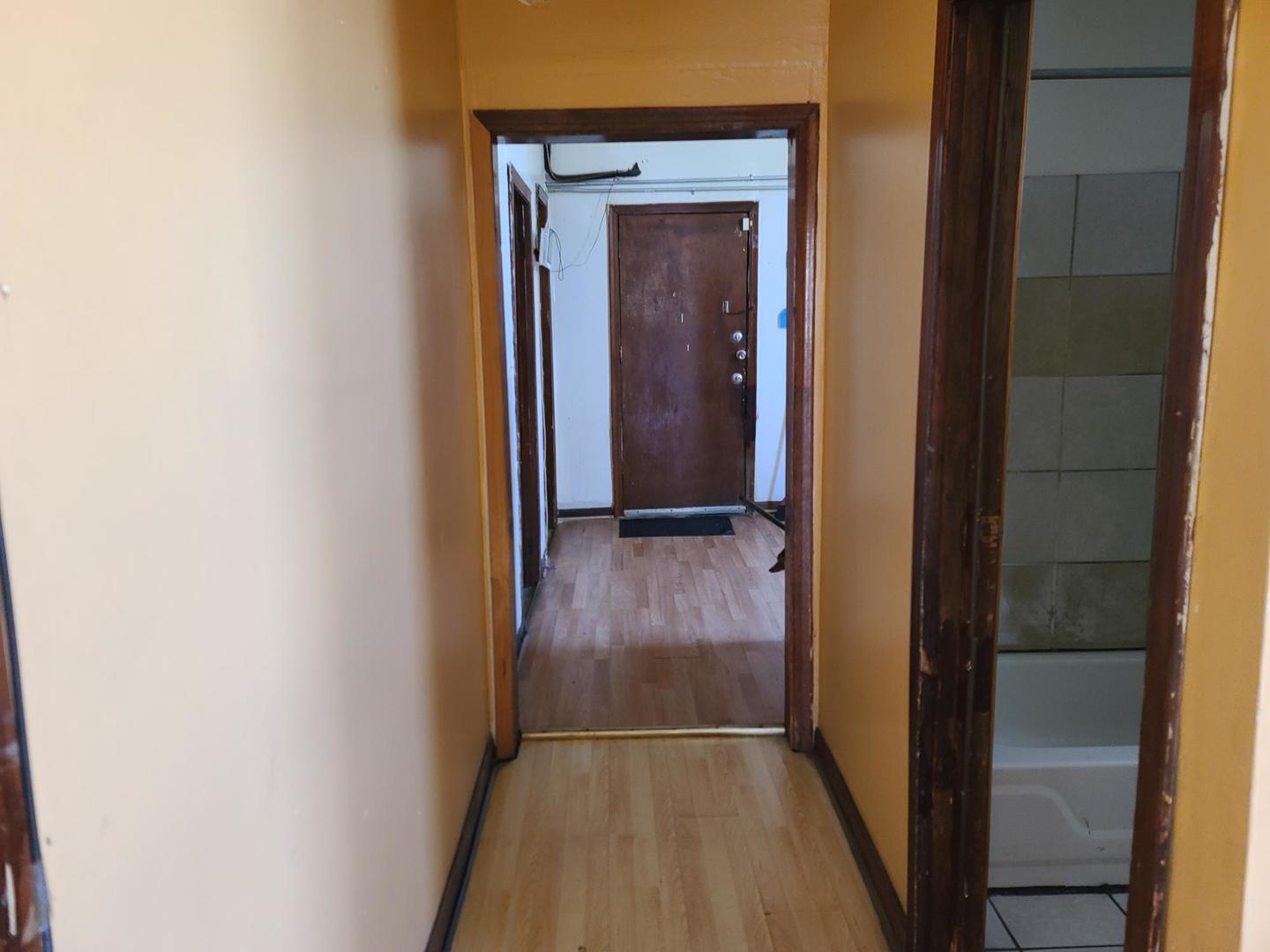 935 E 75th Street, Chicago, IL 60619