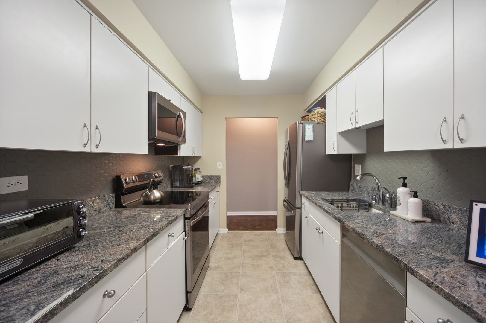 1220 Rudolph Road #1B, Northbrook, IL 60062