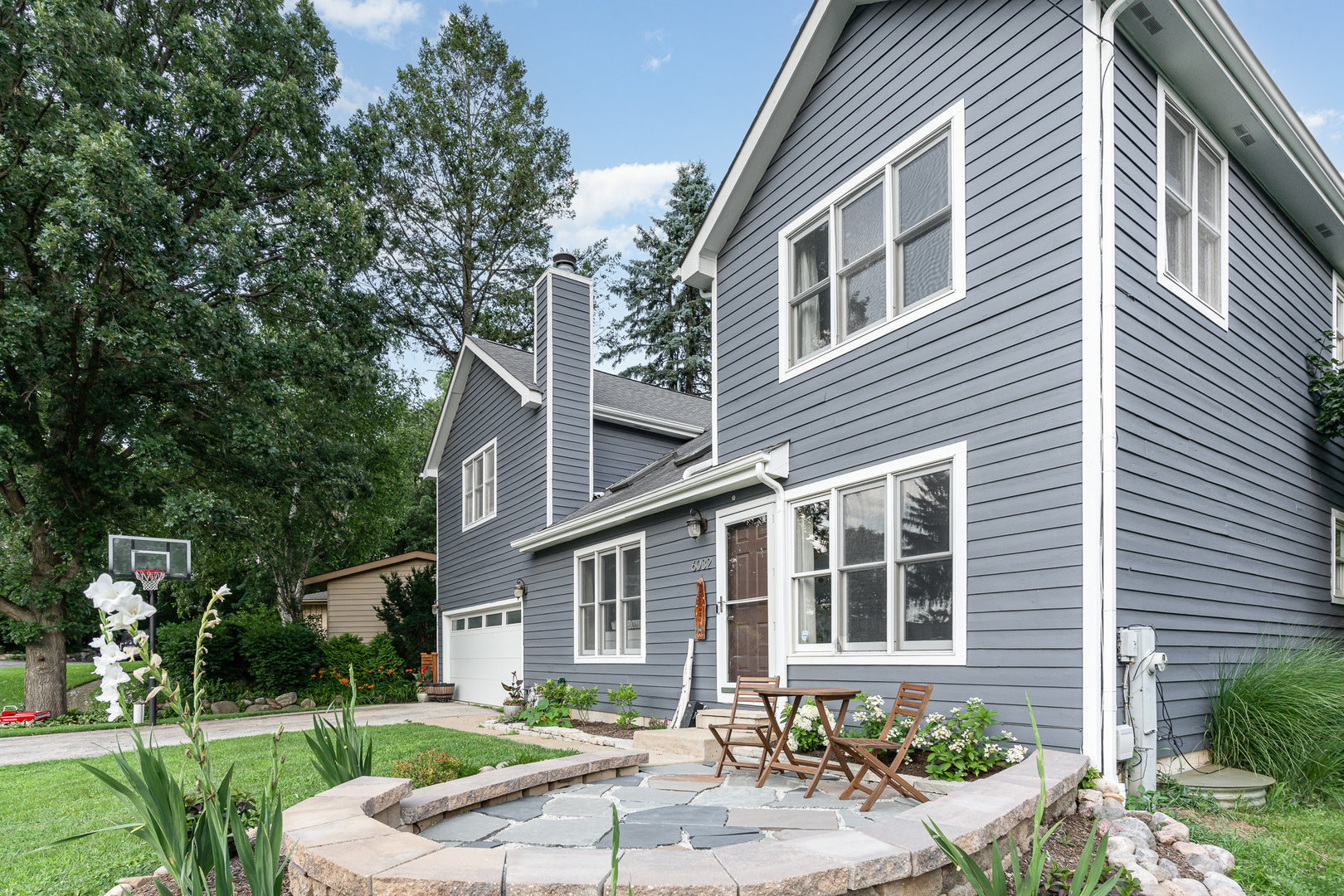 6032 S Lake Shore Drive, Cary, IL 60013