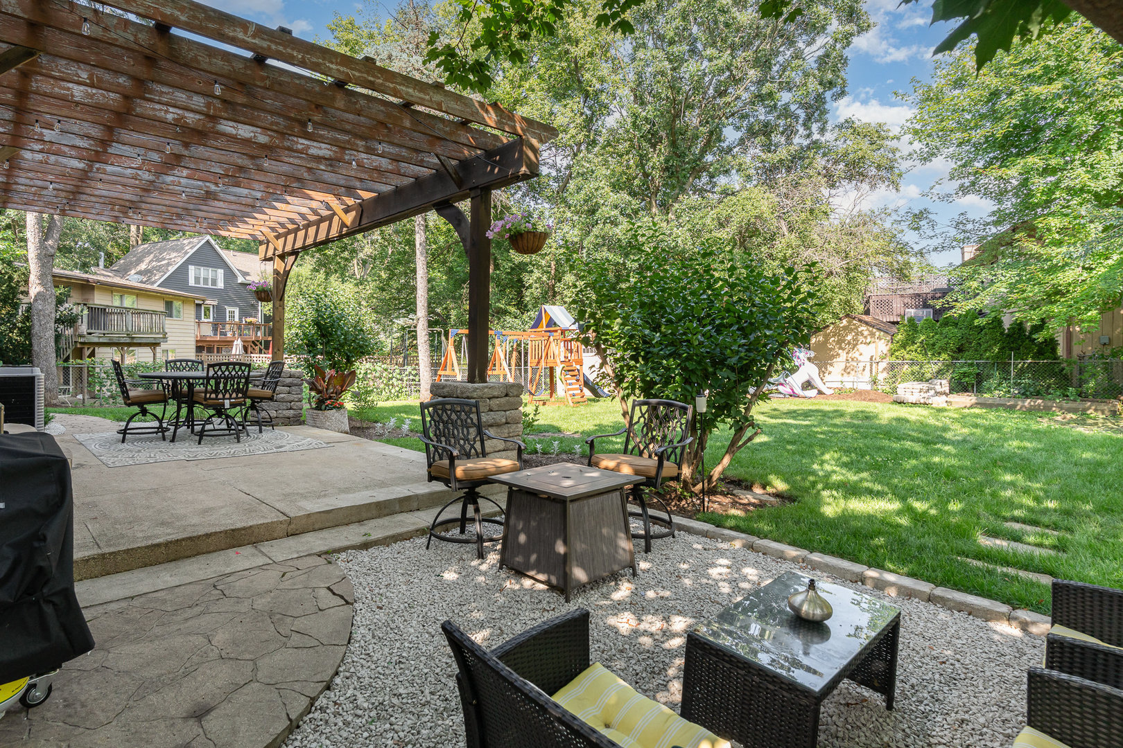 6032 S Lake Shore Drive, Cary, IL 60013