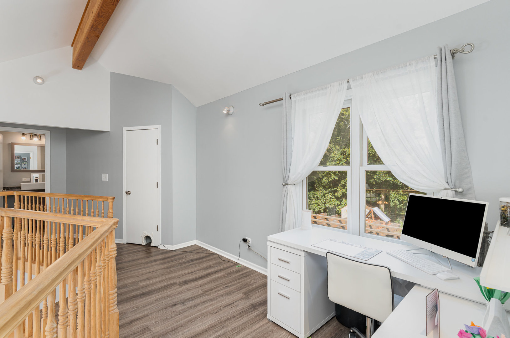 6032 S Lake Shore Drive, Cary, IL 60013