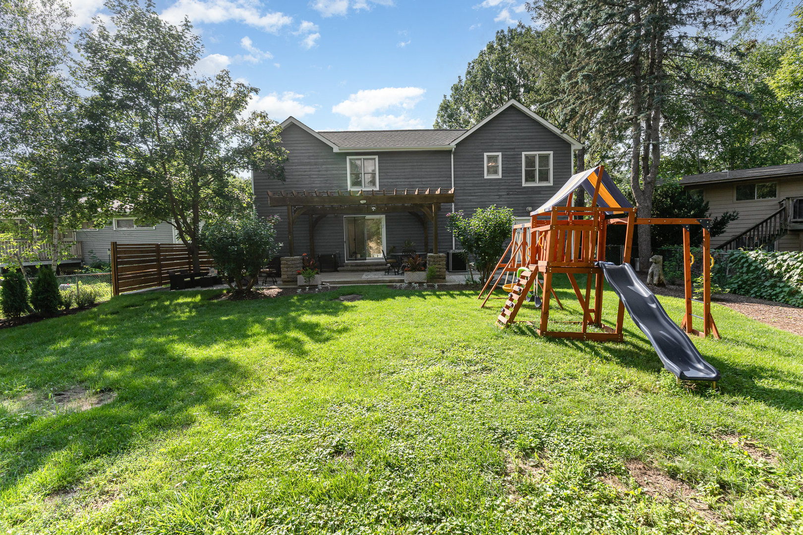 6032 S Lake Shore Drive, Cary, IL 60013