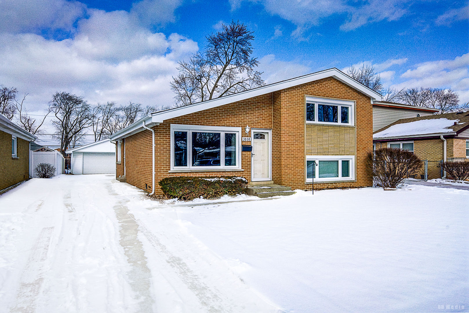 3808 153rd Place, Midlothian, IL 60445