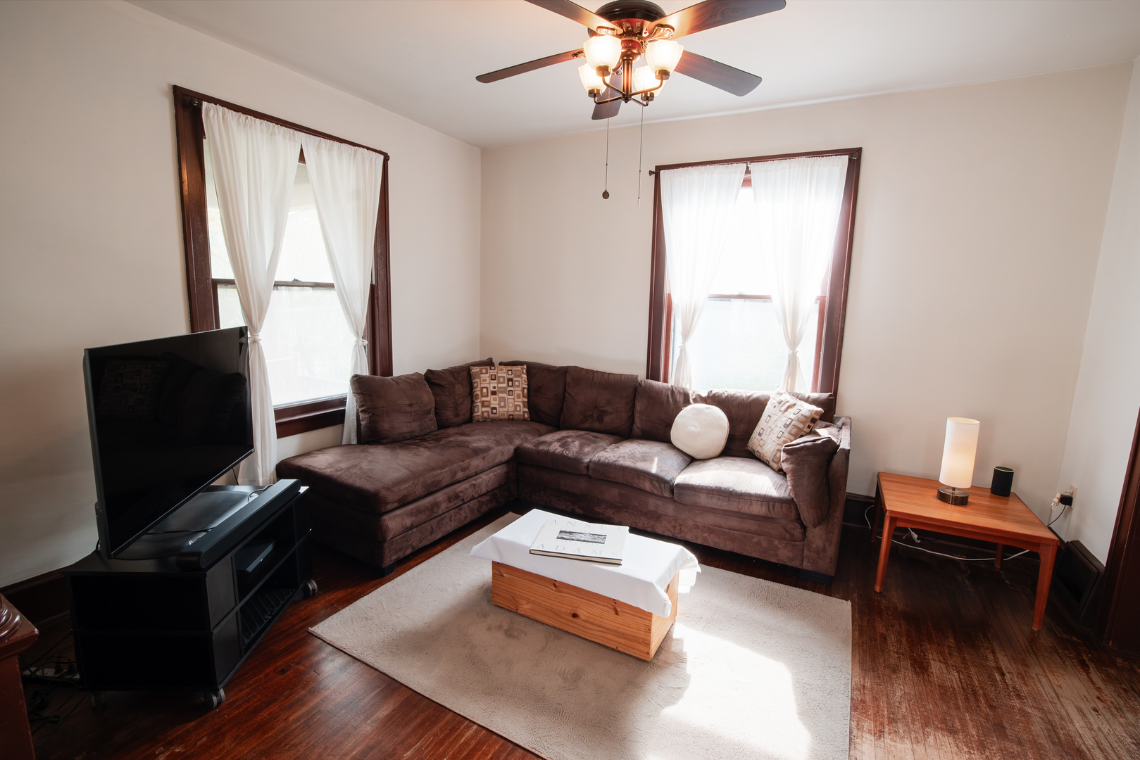 Elgin, IL 60120
