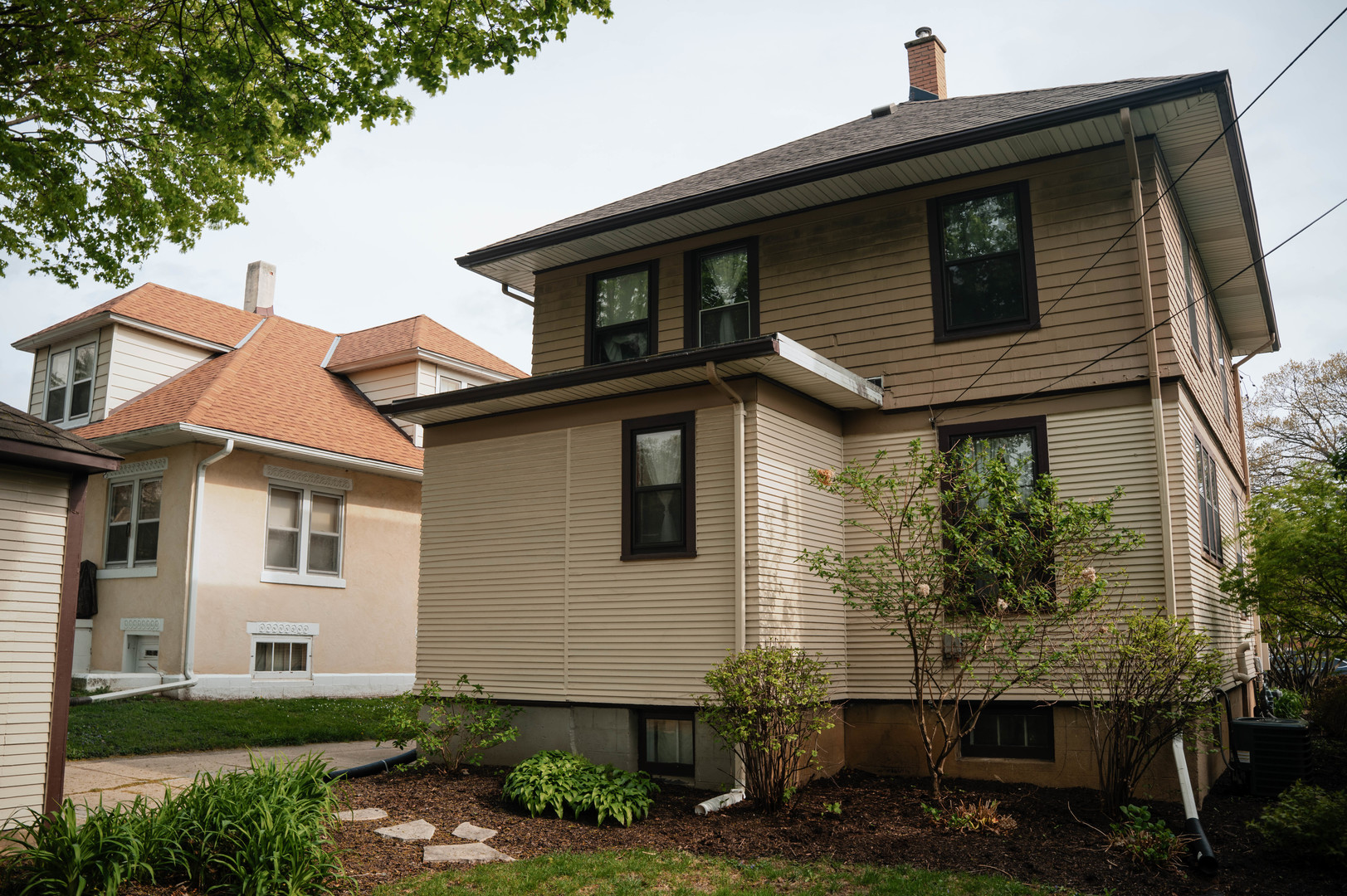 Elgin, IL 60120