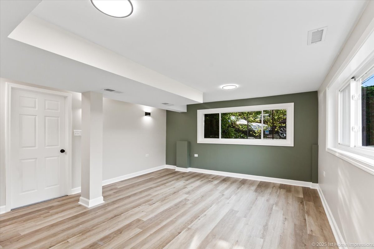 16211 Joyce Circle, South Holland, IL 60473